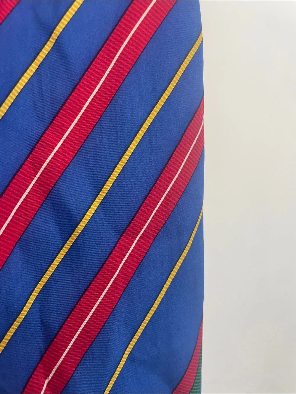 Ralph Lauren Blue Silk Scarf with Red and Green Diagonal Stripes Unisex fasho